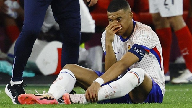 Kylian Mbappe dan Diskusi Topeng Pahlawan Super: Netizen Ramai Sarankan Gaya Ninja untuk Euro 2024