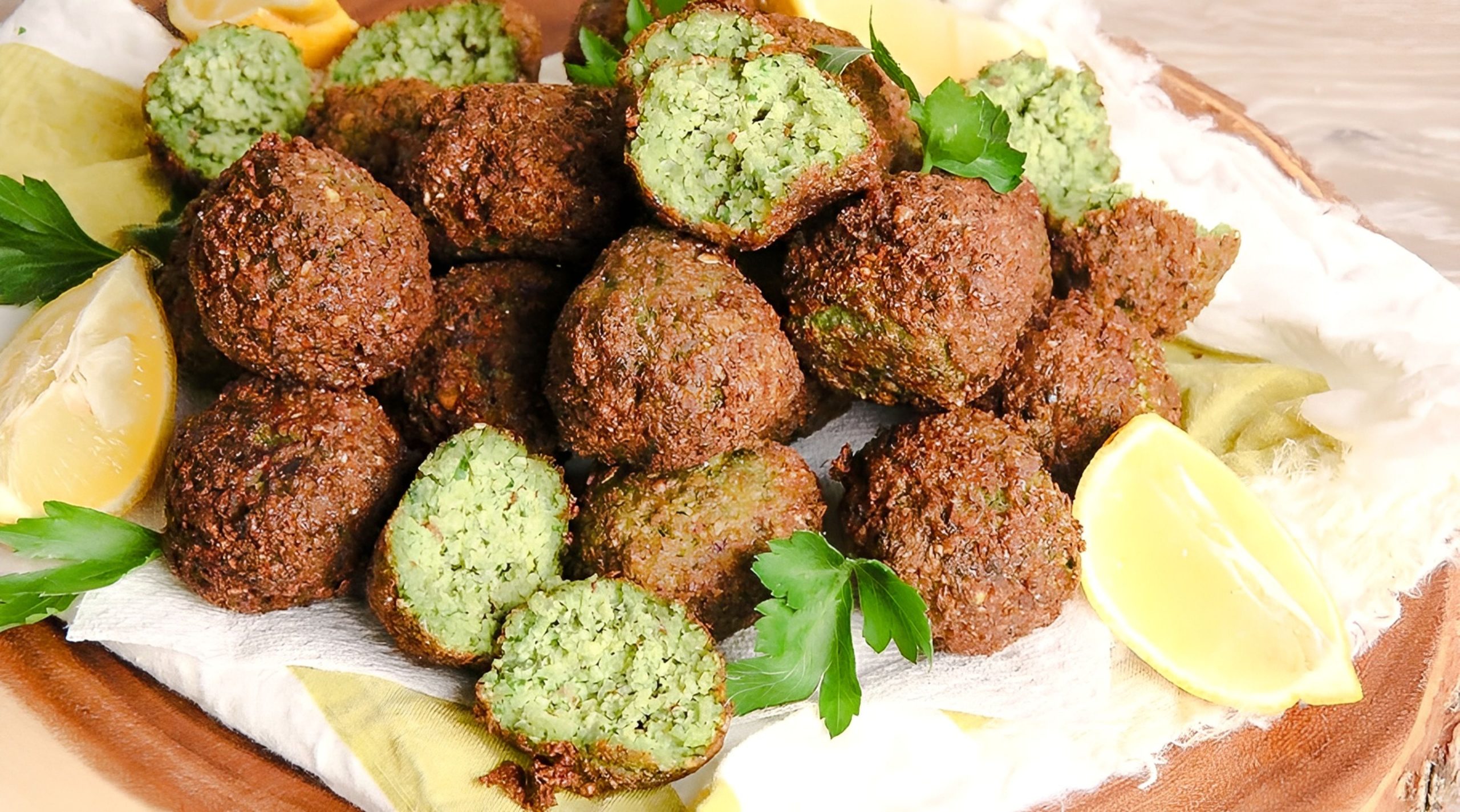 Falafel: A Crispy and Flavorful Delight